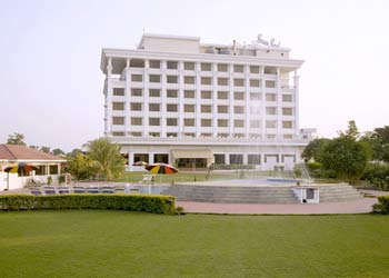Sun-N-Sand Hotel Shirdi 